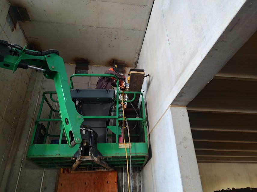 pics/core-drill-off-lift.jpg