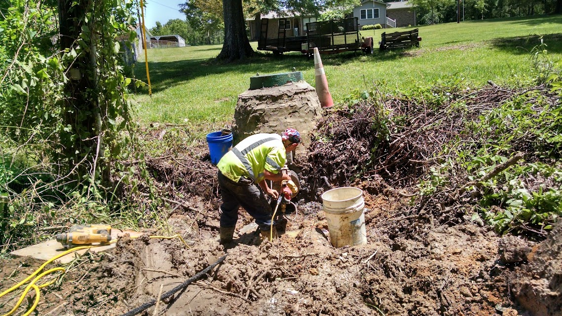 pics/core-drilling-manhole.png